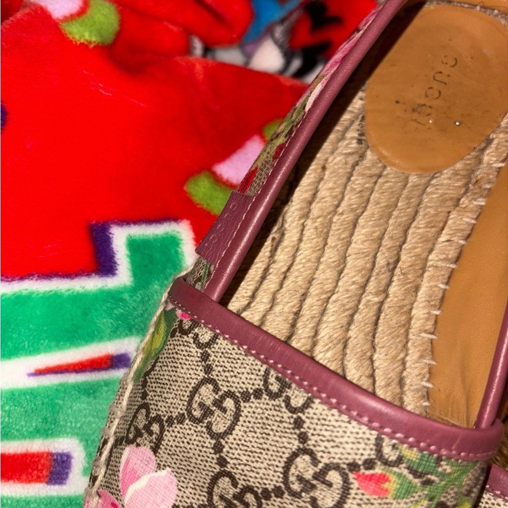 Gucci designer floral espadrille flats women’s shoes Size EU 38 RARE QUICK SHIP - Picture 11 of 12